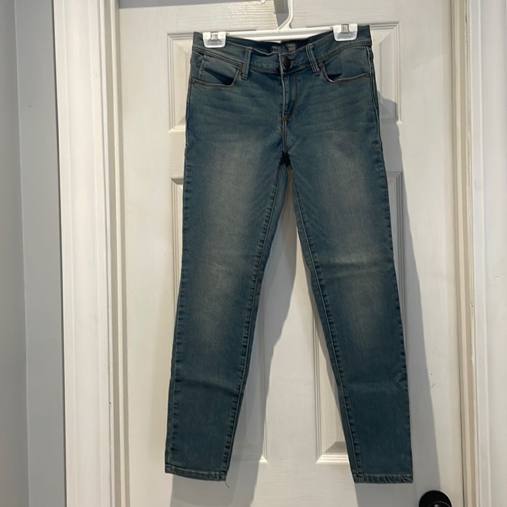 Free People skinny jeans SZ 26